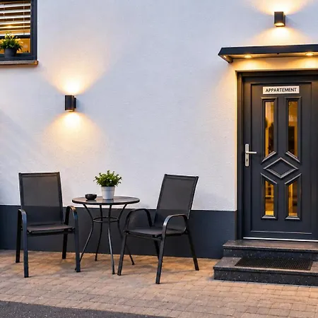 Modernes 5 Km Von Erfurt, Mit Kaffeevollautomat, Tv, Wlan, Boxspringbett, Schlafsofa Und Einkaufsmöglichkeiten, Sehr Gute Anbindung Zur A71 Und A4, Kostenloser öff Parkplatz Für Pkw Und Transporter Elxleben