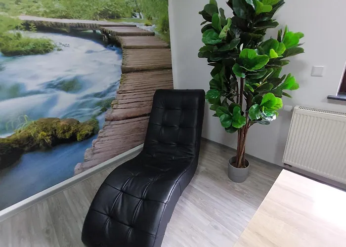 Modernes 5 Km Von Erfurt, Mit Kaffeevollautomat, Tv, Wlan, Boxspringbett, Schlafsofa Und Einkaufsmoeglichkeiten, Sehr Gute Anbindung Zur A71 Und A4, Kostenloser Oeff Parkplatz Fuer Pkw Und Transporter * Elxleben