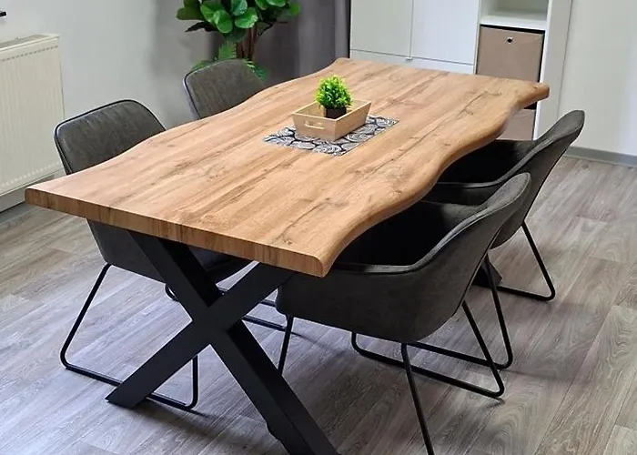 Modernes 5 Km Von Erfurt, Mit Kaffeevollautomat, Tv, Wlan, Boxspringbett, Schlafsofa Und Einkaufsmoeglichkeiten, Sehr Gute Anbindung Zur A71 Und A4, Kostenloser Oeff Parkplatz Fuer Pkw Und Transporter Apartmán *